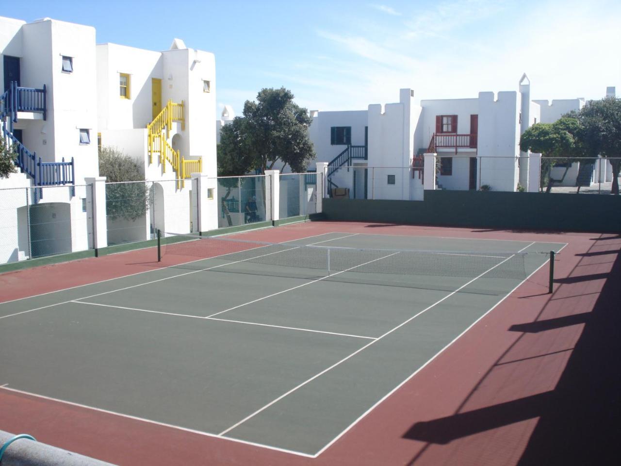 Club Mykonos Marina Village Langebaan Extérieur photo